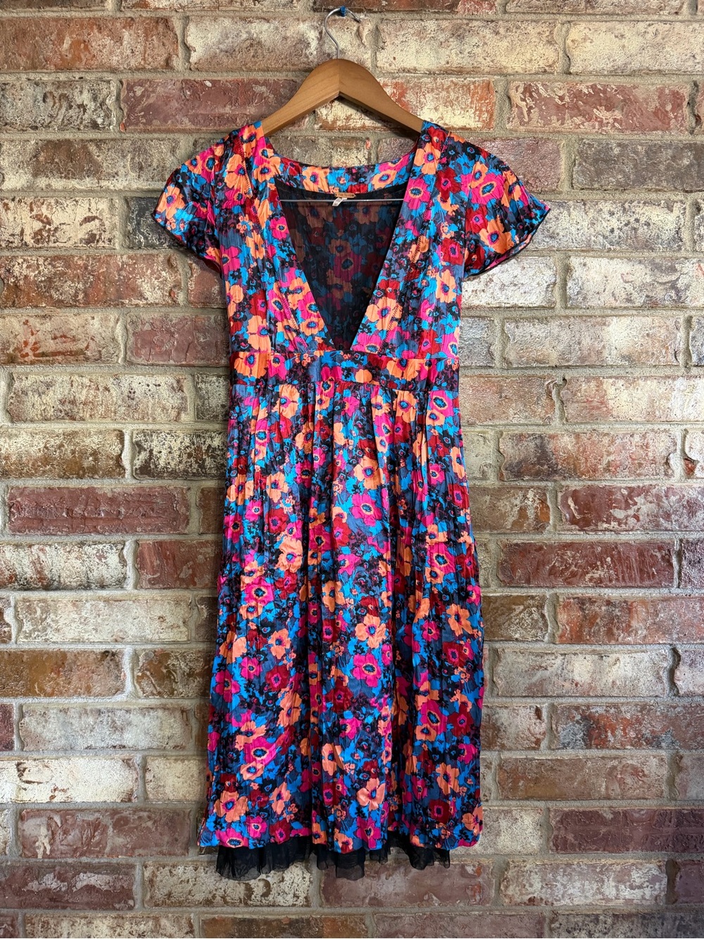 Vintage / Y2K Sun-kissed Floral V-Neck Sleeve Dress in Multicolor